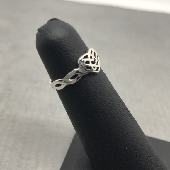 NWT-Sterling Silver (925) Celtic Heart Toe Ring - Picture 3 of 7